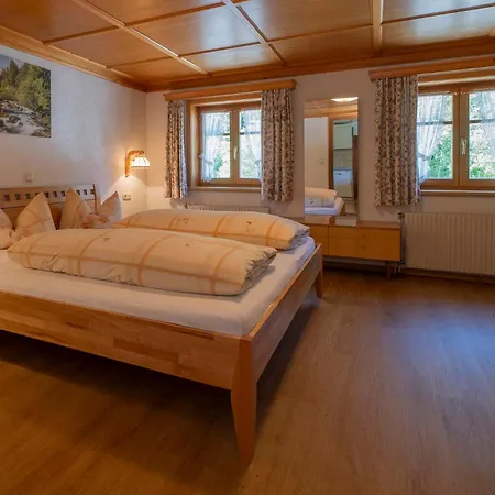 Barbara Apartment Silbertal